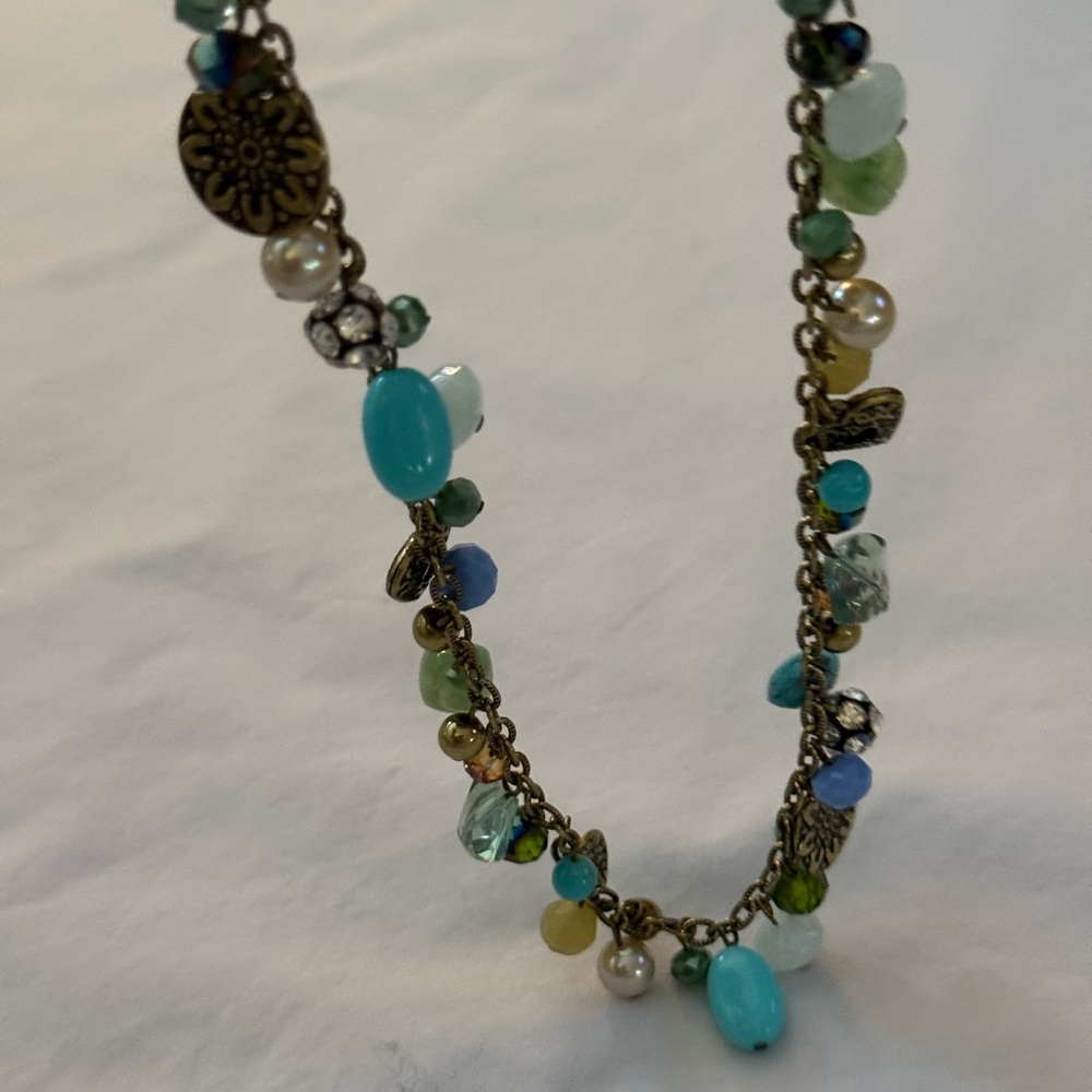 Premier Designs “Treasure Trove” Turquoise and Gold Necklace - Picture 4 of 4